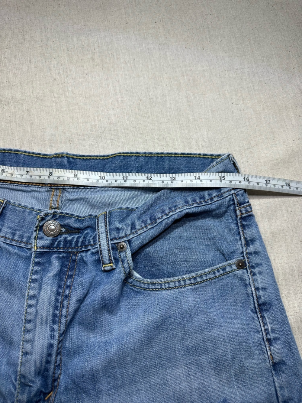 2010 Classic Men's 505 Straight-Leg Levi Jeans light wash distressed. 33” #y2k - Picture 8 of 11